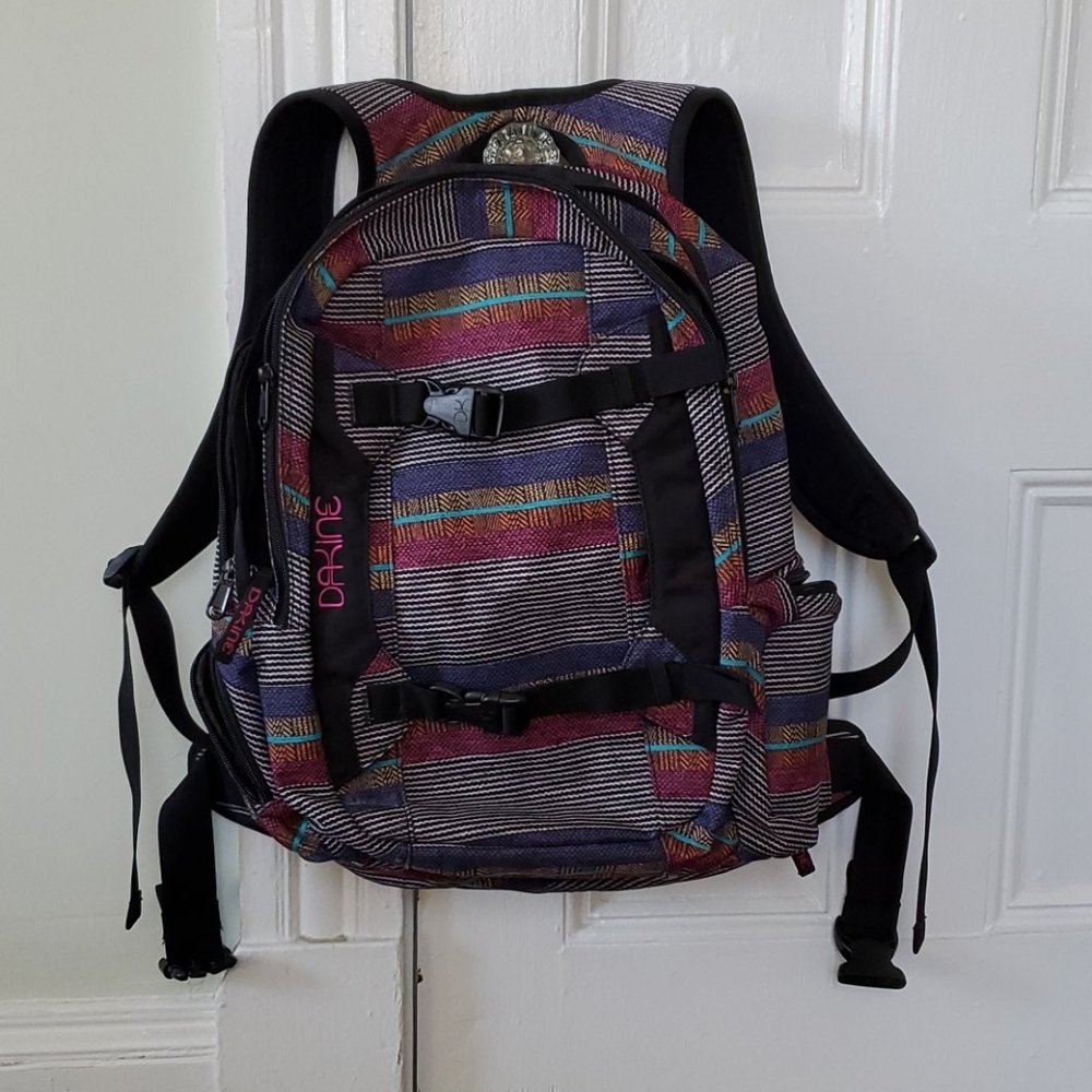 Dakine backpack with laptop pocket
